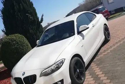 BMW 218 2014