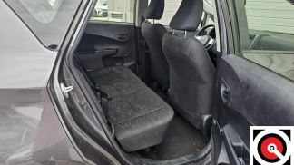 Lízing Hatchback Toyota Verso-S 2013