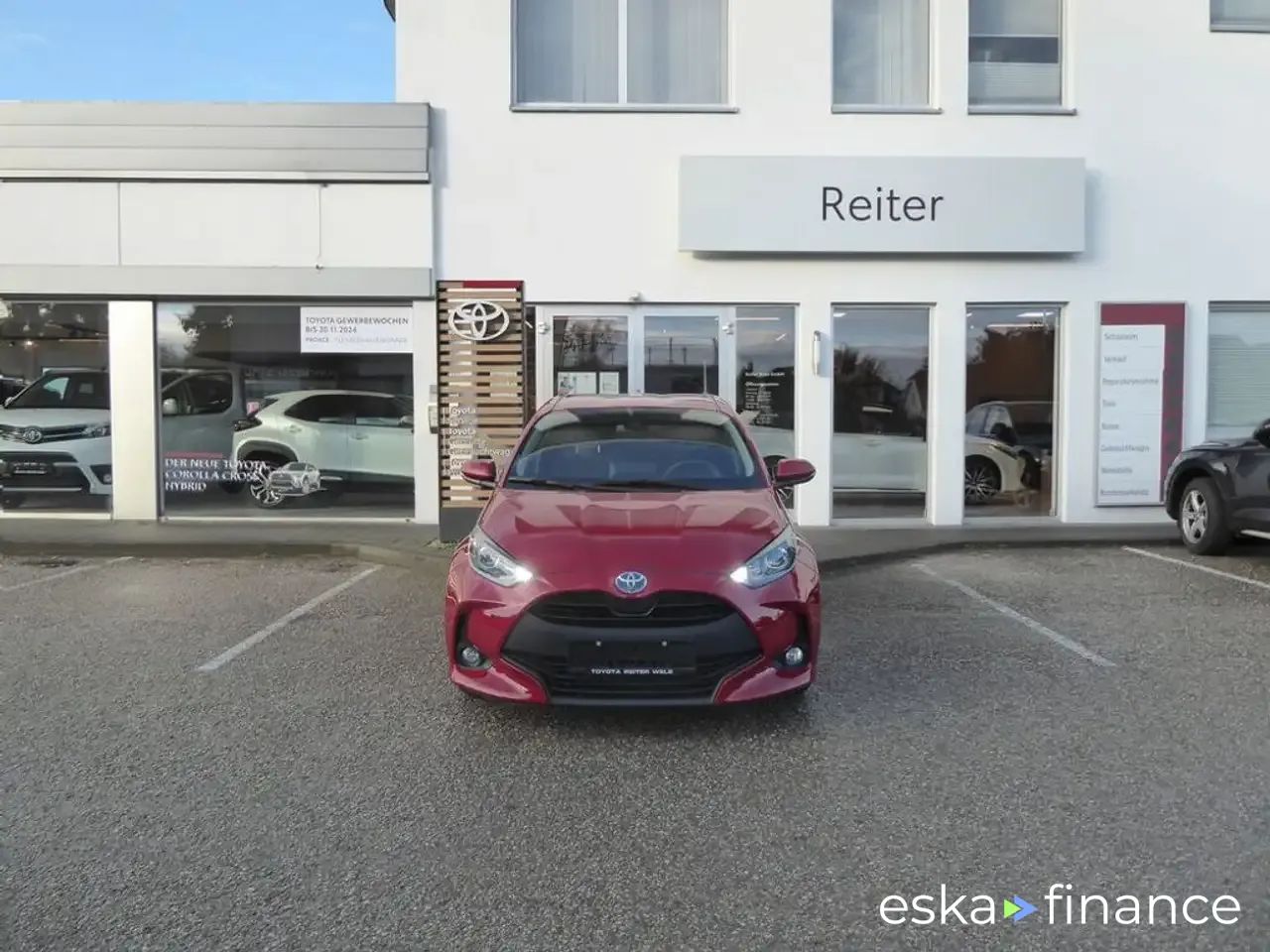 Leasing Hatchback Toyota Yaris 2023