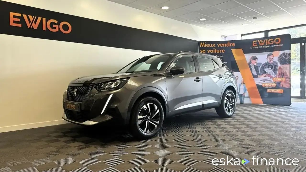 Lízing Hatchback Peugeot 2008 2021
