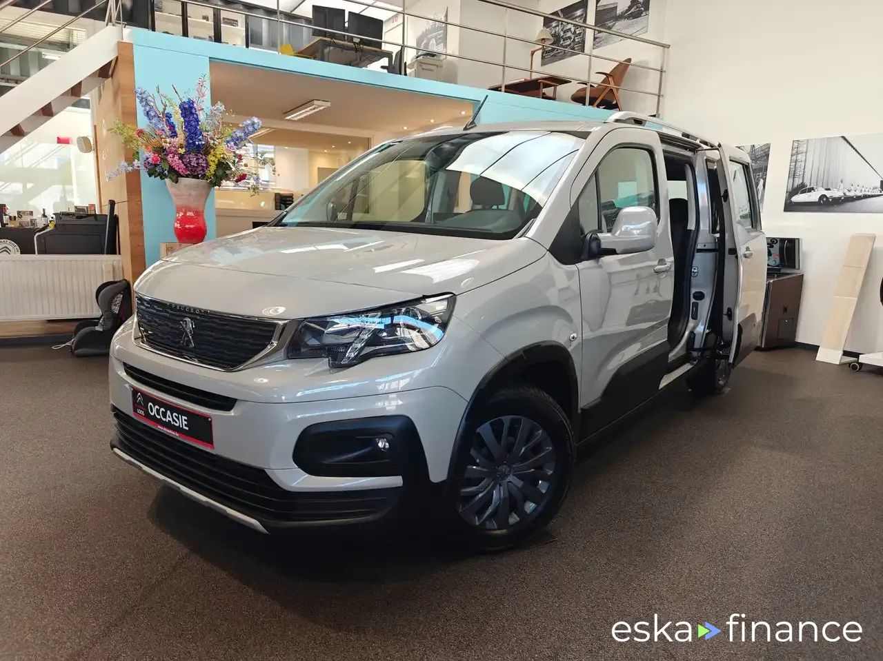 Lízing Hatchback Peugeot Rifter 2020