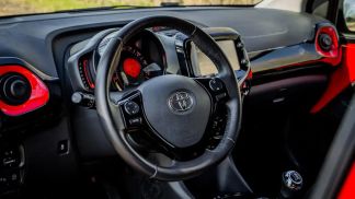 Leasing Hatchback Toyota AYGO 2017