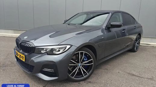 BMW 330 2020