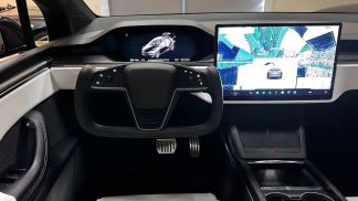 Financování Konvertibilní Tesla Model X 2022