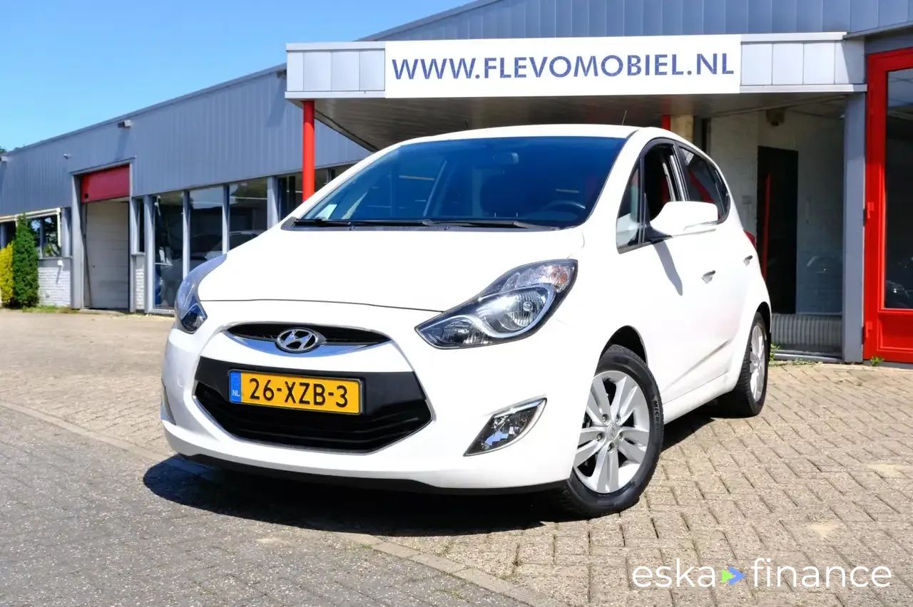 Leasing Hatchback Hyundai ix20 2012