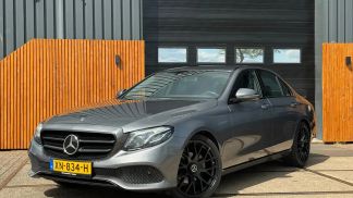Lízing Sedan MERCEDES E 200 2017