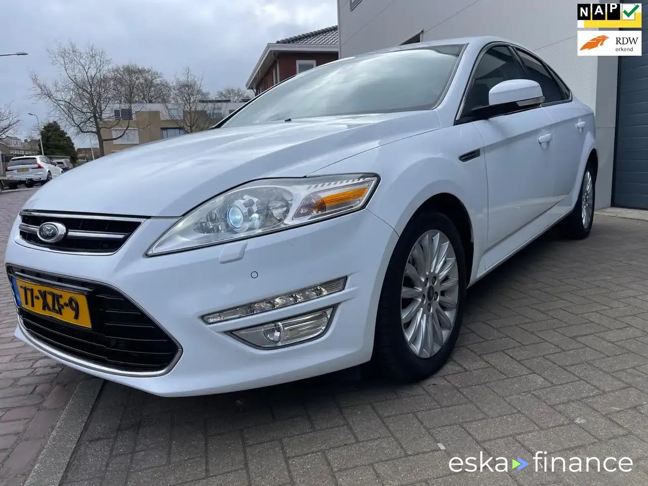 Finansowanie Hatchback Ford Mondeo 2012