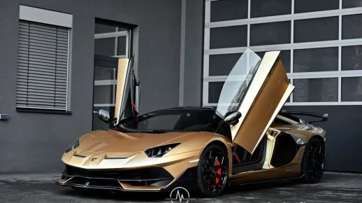 Lamborghini Aventador 2020