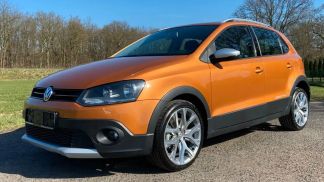 Lízing Hatchback Volkswagen Polo 2015