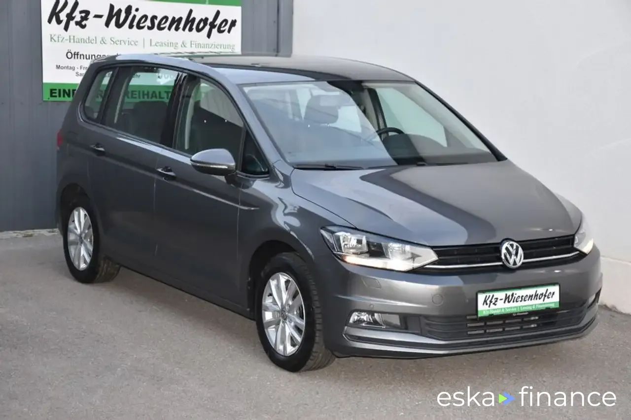 Finansowanie Transport pasażerów Volkswagen Touran 2016