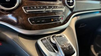 Lízing Hatchback MERCEDES V 250 2015