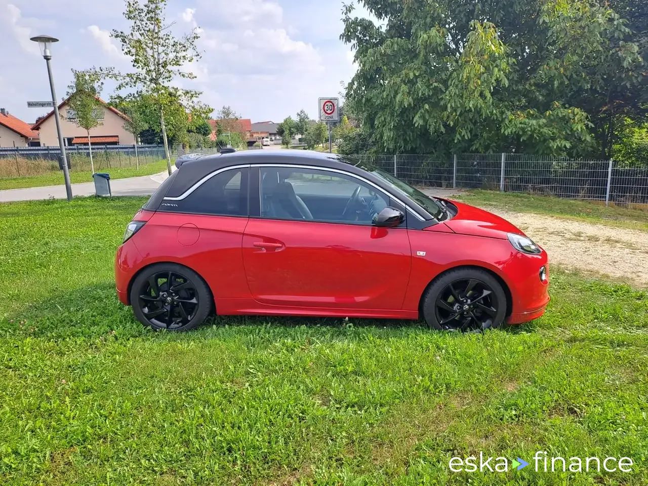 Hatchback Opel Adam 2017