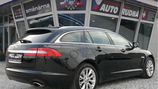 Wóz Jaguar XF 2014