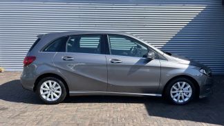 Lízing Hatchback MERCEDES B 180 2016