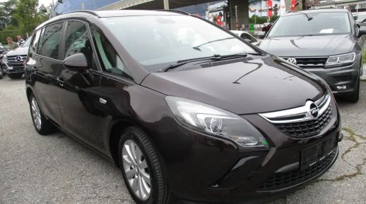 Opel Zafira Tourer 2016