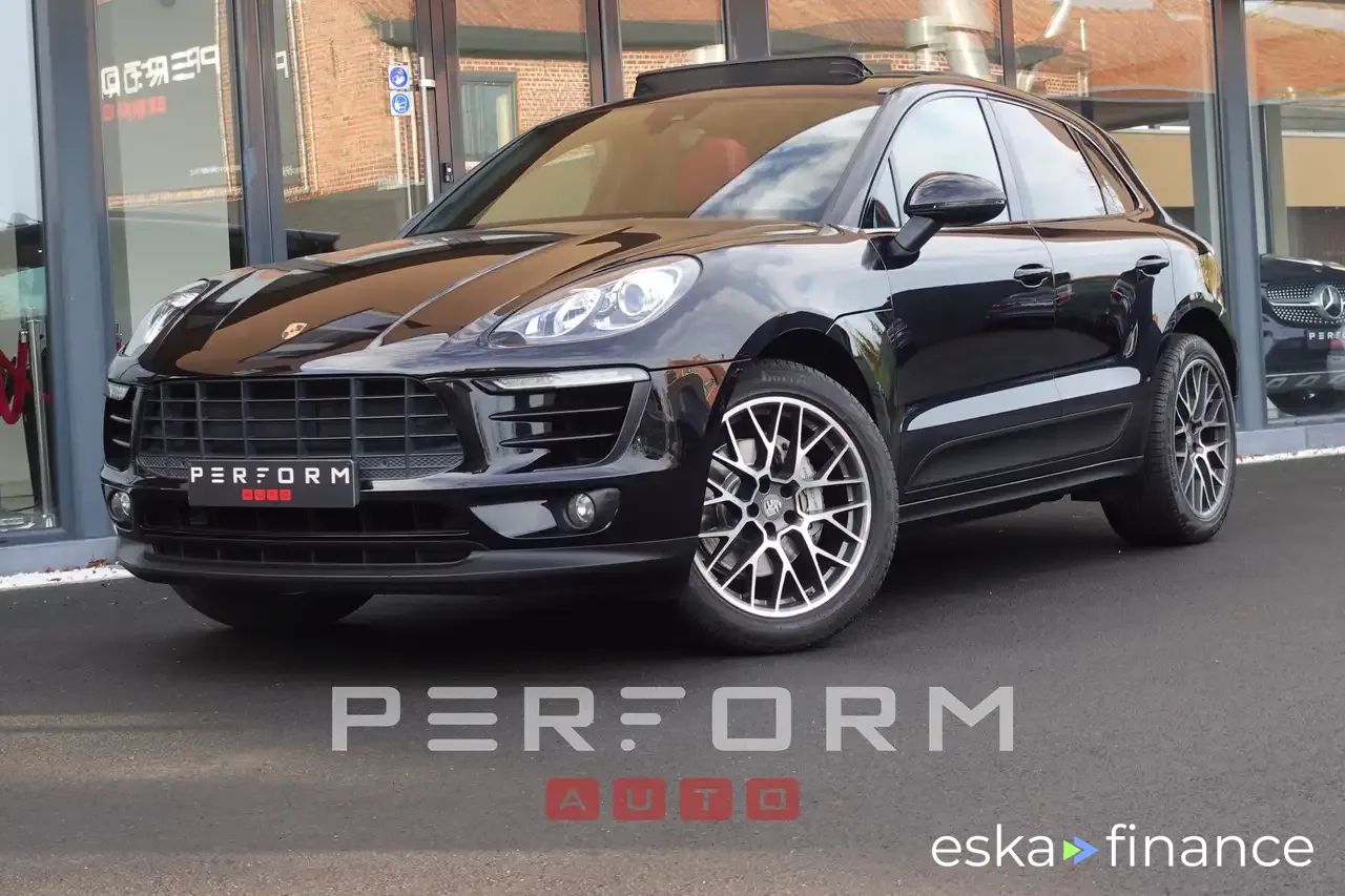 Financování SUV Porsche Macan 2015