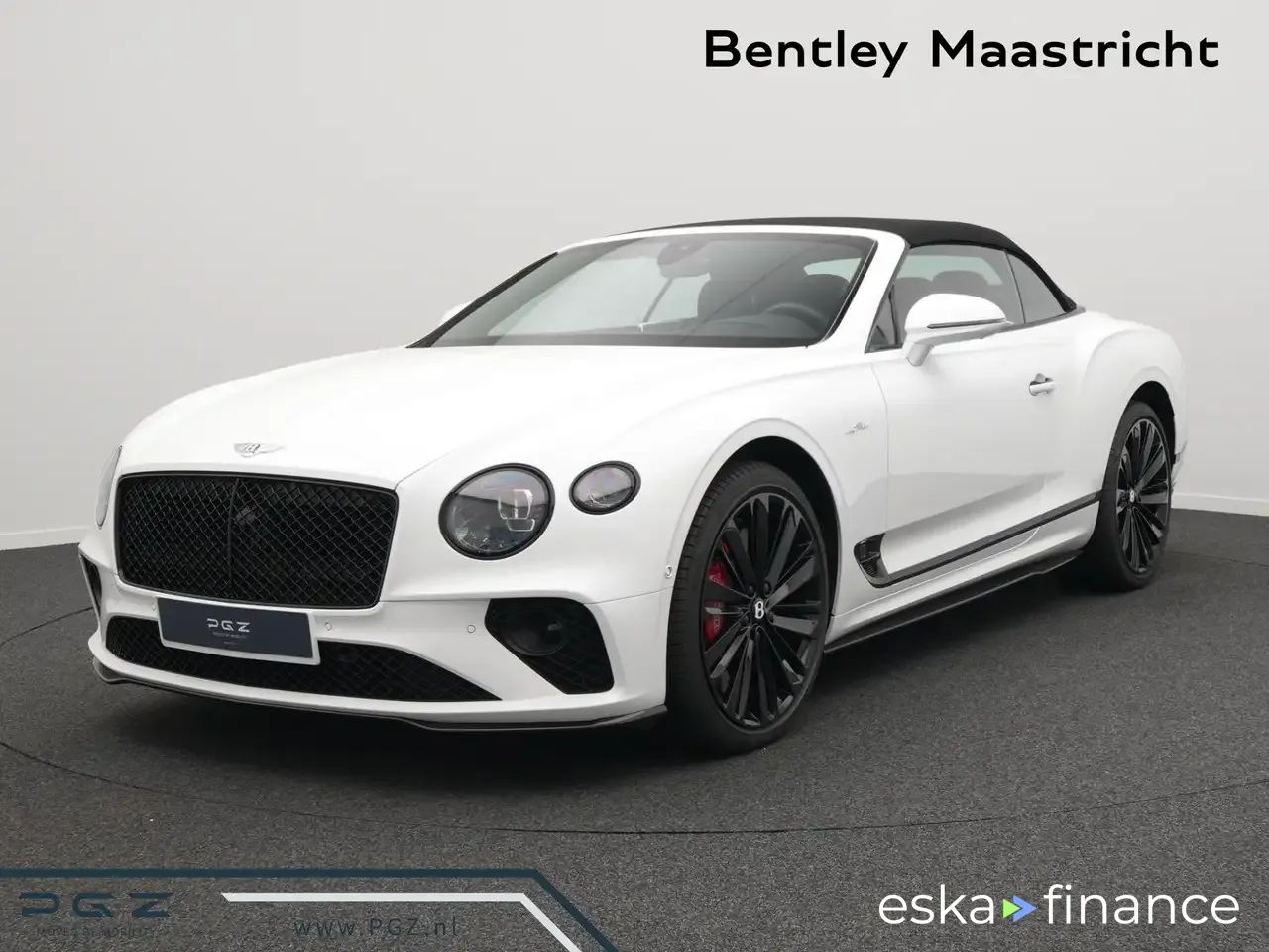 Lízing Kabriolet Bentley Continental GTC 2023