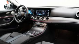 Leasing Sedan MERCEDES E 220 2022