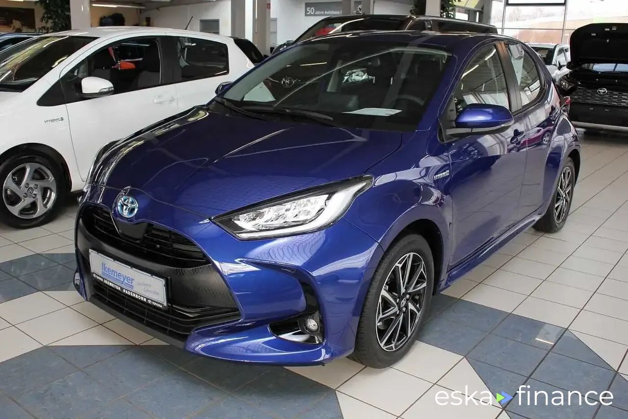 Financování Hatchback Toyota Yaris 2022