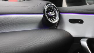 Lízing Sedan MERCEDES CLA 250 2020
