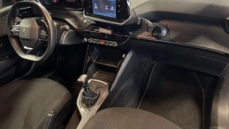 Lízing Hatchback Peugeot 208 2022