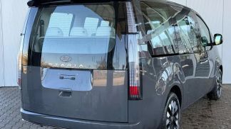 Lízing Hatchback Hyundai Staria 2025