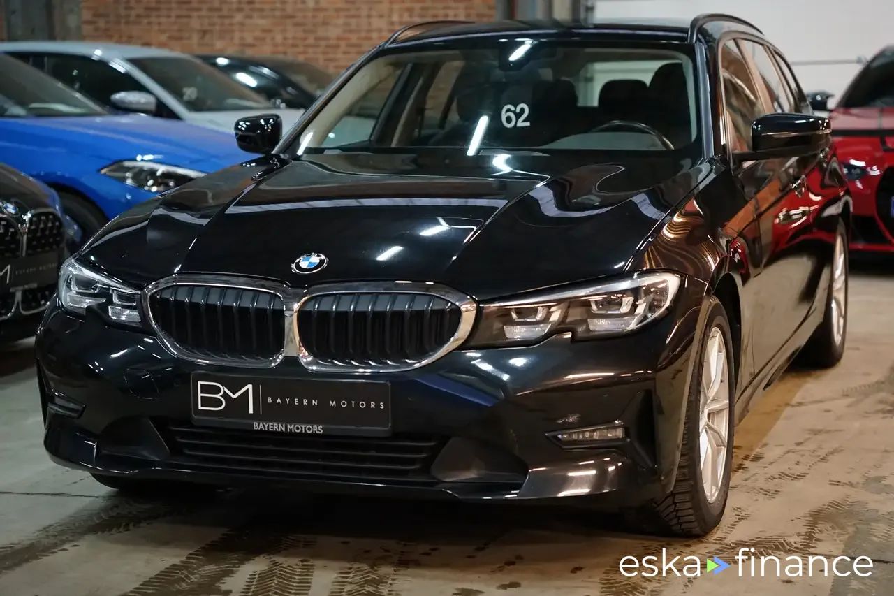 Finansowanie Wóz BMW 318 2020