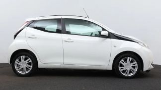 Leasing Hatchback Toyota AYGO 2015