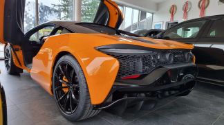 Lízing Kupé McLaren Artura 2024