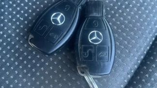 Financování Hatchback MERCEDES VITO 2012