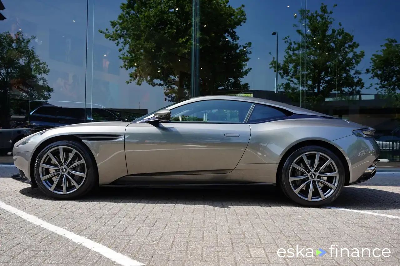 Leasing Coupe Aston Martin DB11 2018