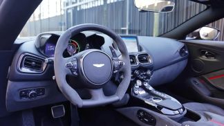 Lízing Kabriolet Aston Martin VANTAGE 2023