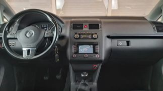 Lízing Hatchback Volkswagen Touran 2011