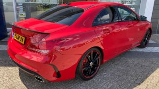 Lízing Sedan MERCEDES CLA 180 2013
