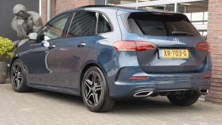Lízing Hatchback MERCEDES B 180 2019