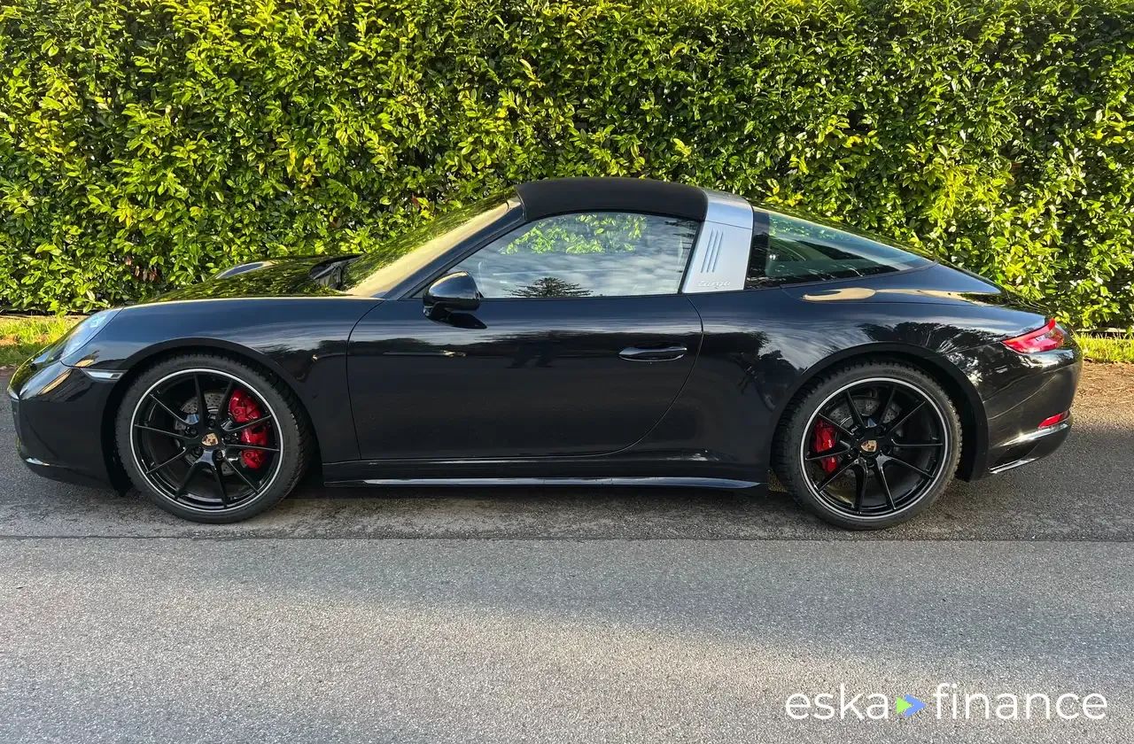 Leasing Convertible Porsche 911 2016