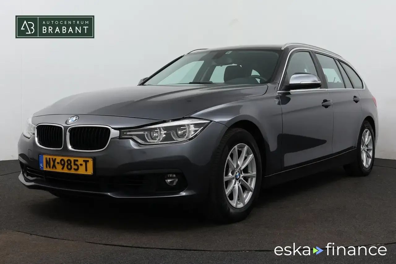 Finansowanie Wóz BMW 318 2017