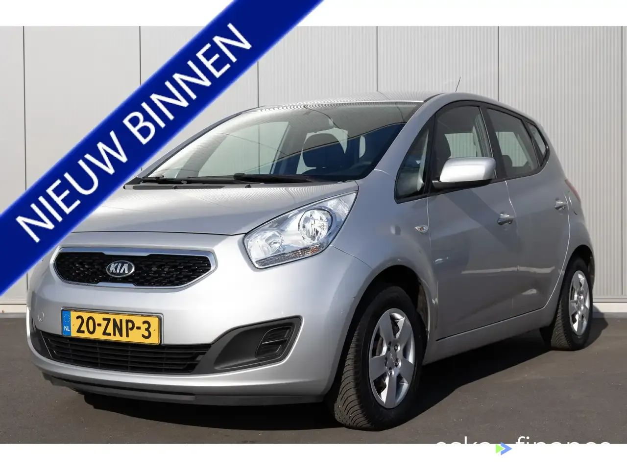 Lízing Hatchback Kia Venga 2013