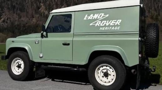Land Rover Defender 2015