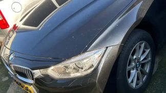 Lízing Sedan BMW 320 2013