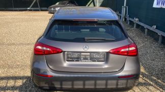 Lízing Hatchback MERCEDES A 160 2022