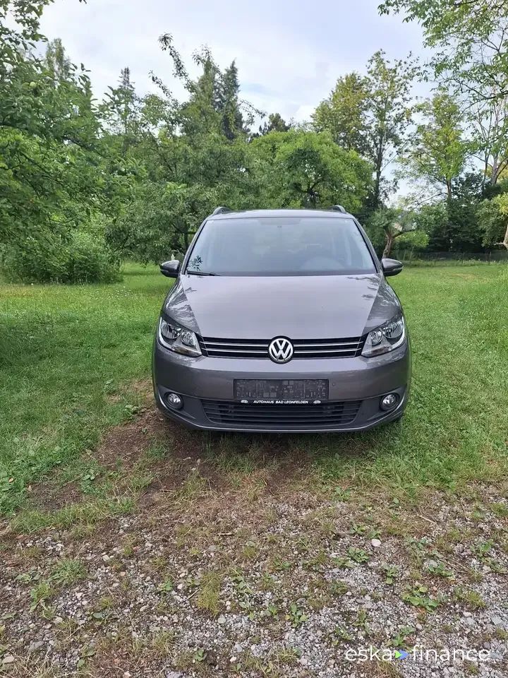 Lízing Kombi Volkswagen Touran 2014