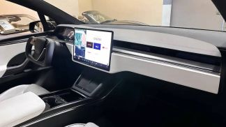 Financování Konvertibilní Tesla Model X 2022