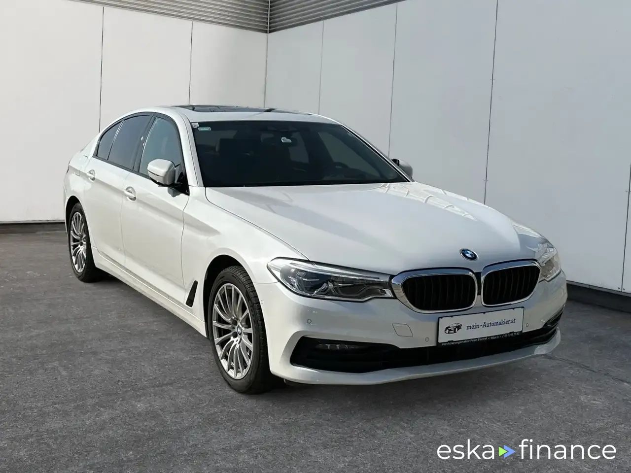 Lízing Sedan BMW 520 2020