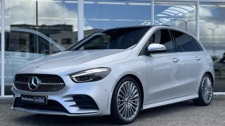 Financování Hatchback MERCEDES B 180 2024