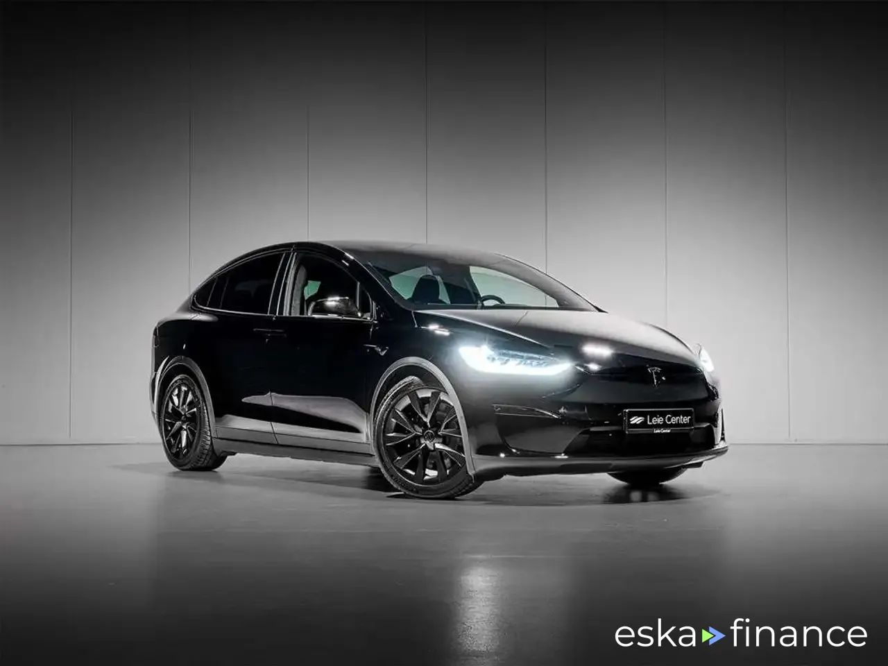 Leasing SUV Tesla Model X 2024