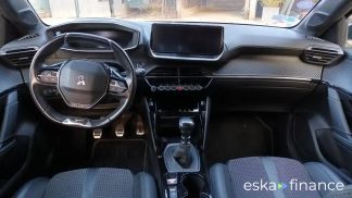 Lízing Hatchback Peugeot 208 2020