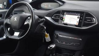 Lízing Sedan Peugeot 308 2020