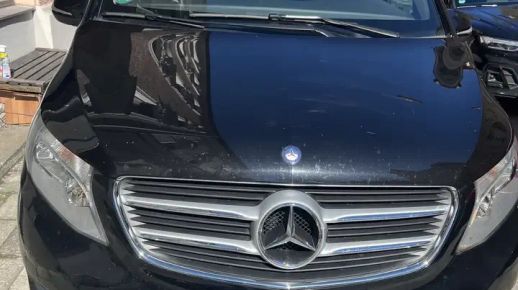 MERCEDES V 220 2015