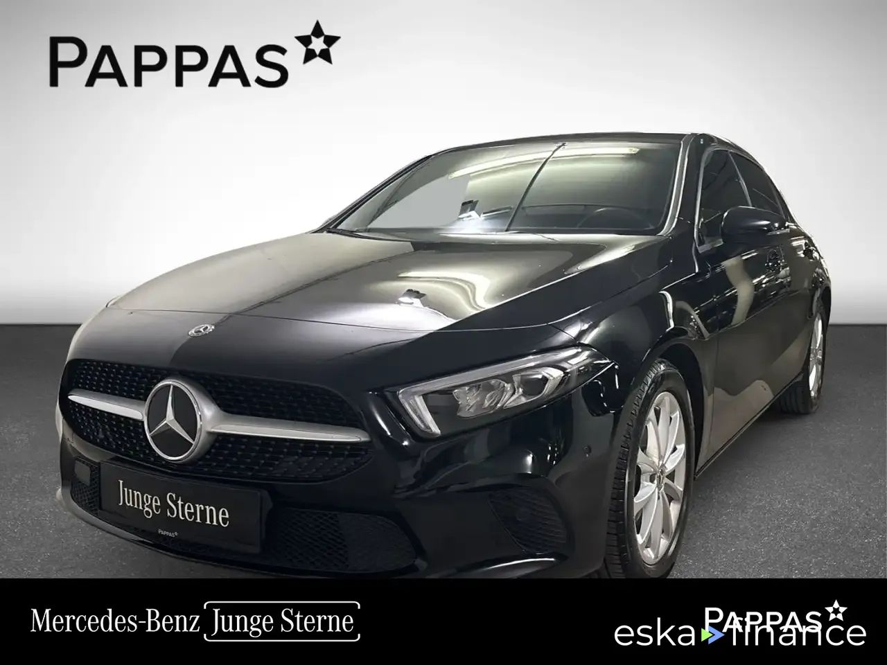 Lízing Sedan MERCEDES A 180 2020